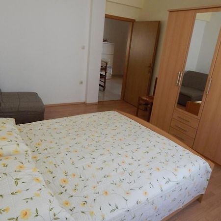 Apartments Zoki - Great Location Close To The Sea Vis Ngoại thất bức ảnh