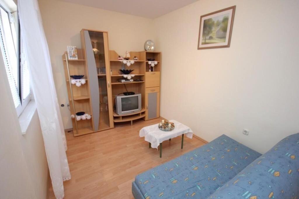 Apartments Zoki - Great Location Close To The Sea Vis Ngoại thất bức ảnh